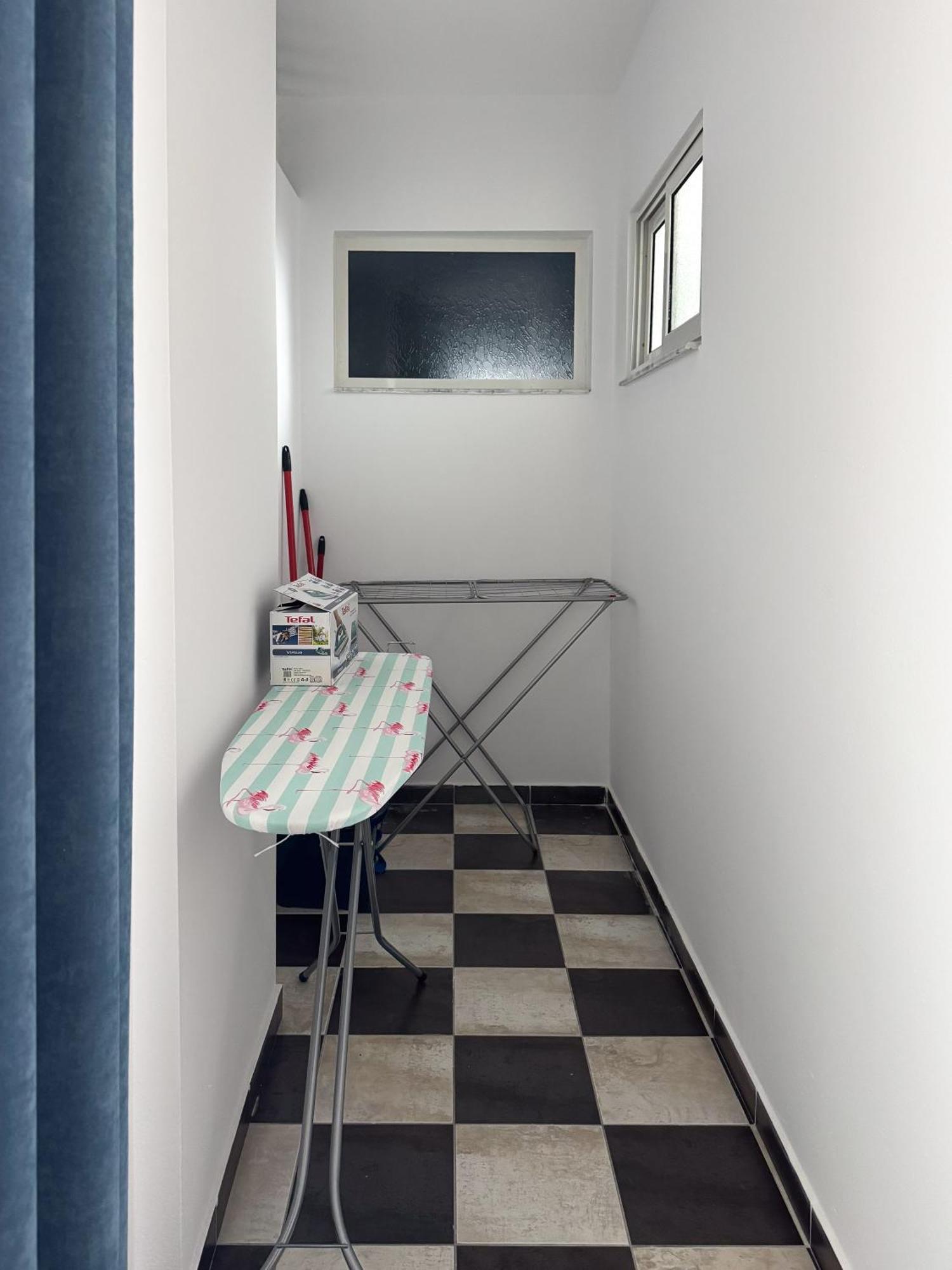 Marina Apartment - The Ocean Heart Of Shkodra Экстерьер фото