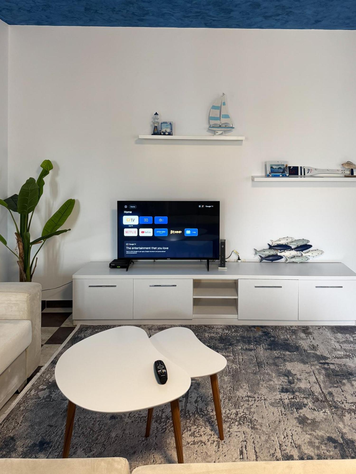Marina Apartment - The Ocean Heart Of Shkodra Экстерьер фото