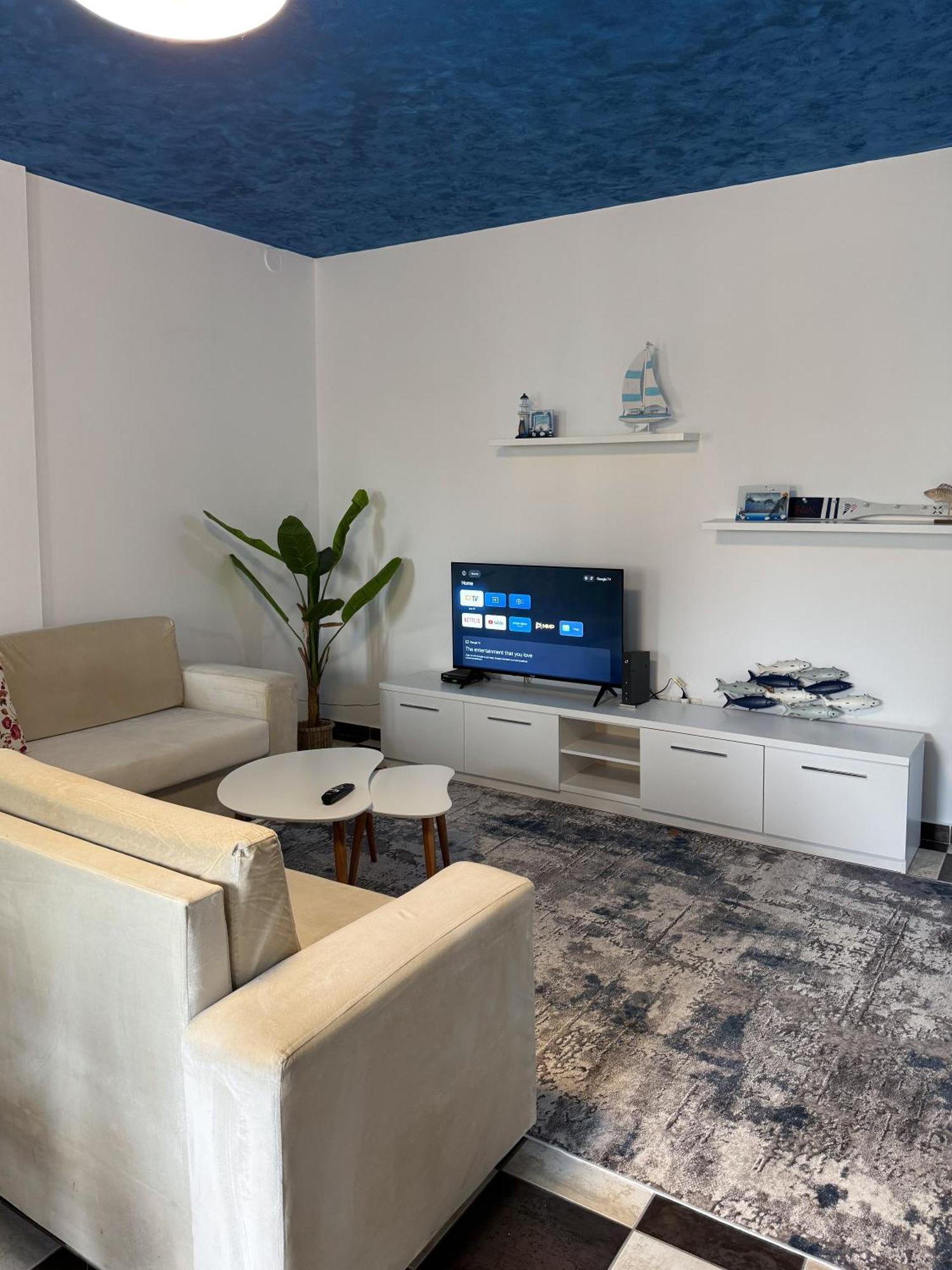 Marina Apartment - The Ocean Heart Of Shkodra Экстерьер фото